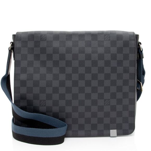 Louis Vuitton Damier Graphite District MM Messenger - Picture 1 of 14